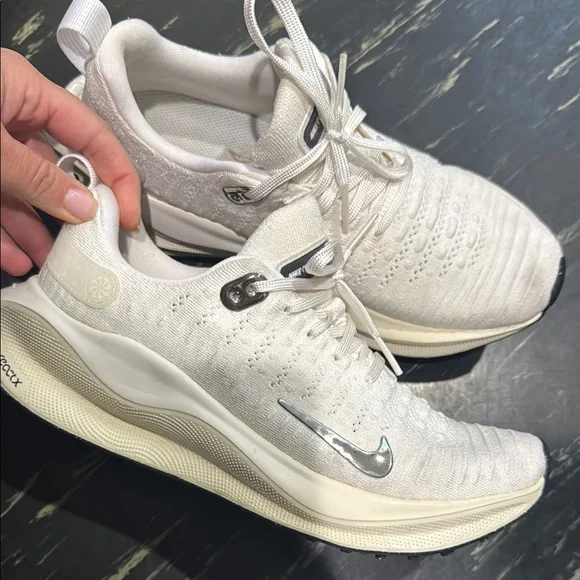 Nike White Sneakers with Modern Design and Textured Upper - Picture 1 of 8